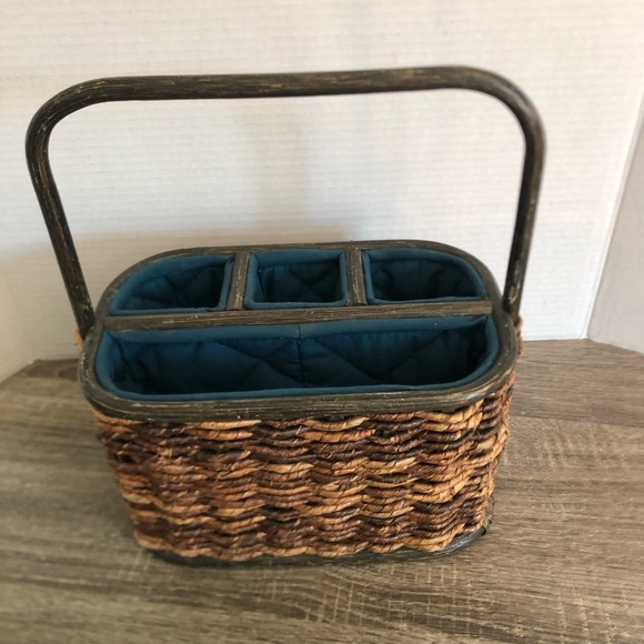 Vtg Woven Utensil Caddy with Quilted Lining - Picture 3 of 9